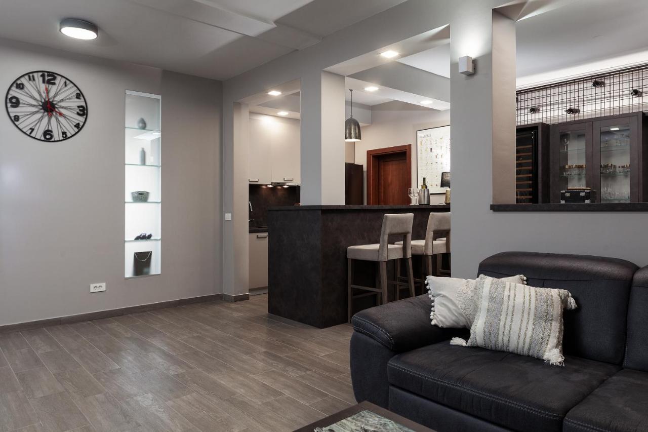 Luxury Apartments Vila Carissa Малинска Екстериор снимка
